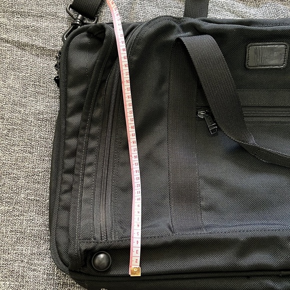 Tumi Travel Bag - Picture 6 of 11